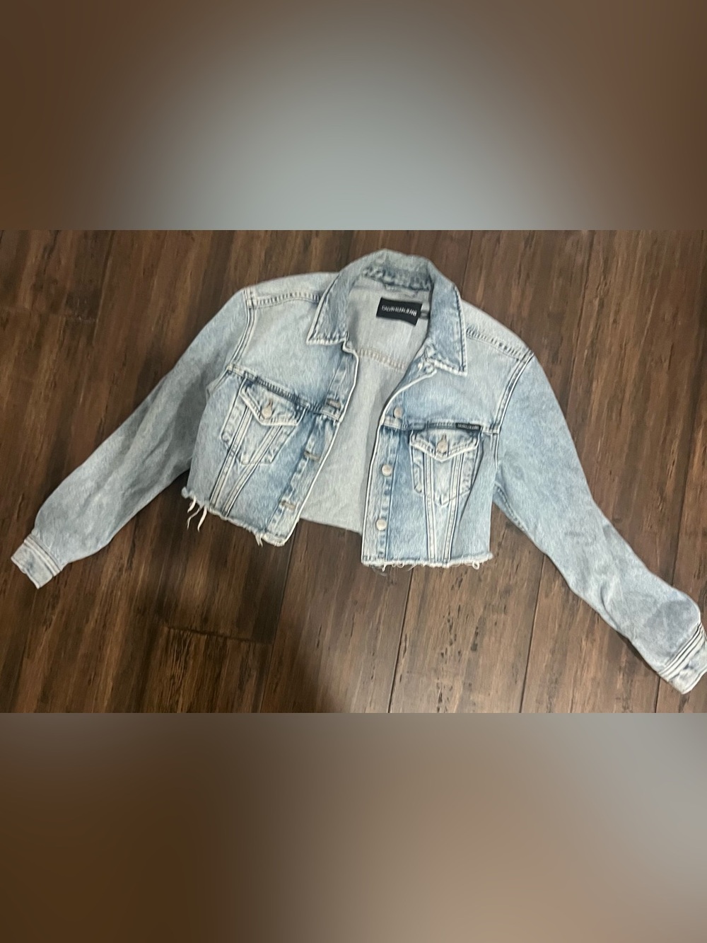 Calvin Klein Jeans Womens XSmall Blue Cropped Denim Trucker Jacket Raw Hem